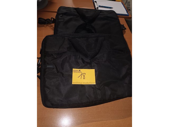Lot 18 - draagtas voor dell laptop. 2 stuks - afbeelding 1 van  3
