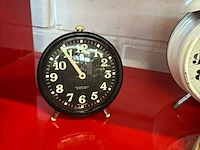 Lot 18 - lot vintage wekkerklokken + barometer - afbeelding 2 van  5