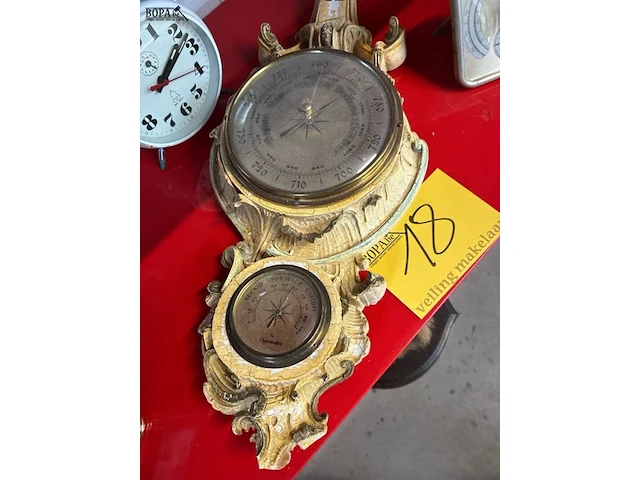 Lot 18 - lot vintage wekkerklokken + barometer - afbeelding 4 van  5