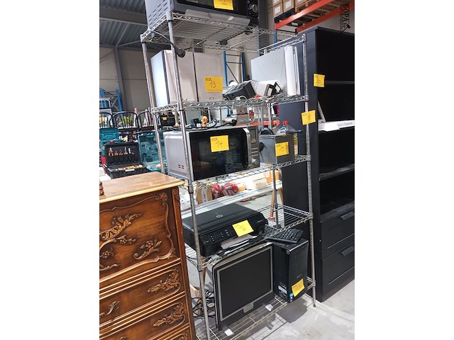 Lot 18 - metalen rek - afbeelding 1 van  3