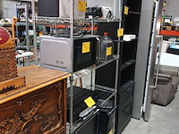 Lot 18 - metalen rek - afbeelding 2 van  3