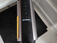 Lot 18 - nespresso magimix koffiezet - afbeelding 2 van  3