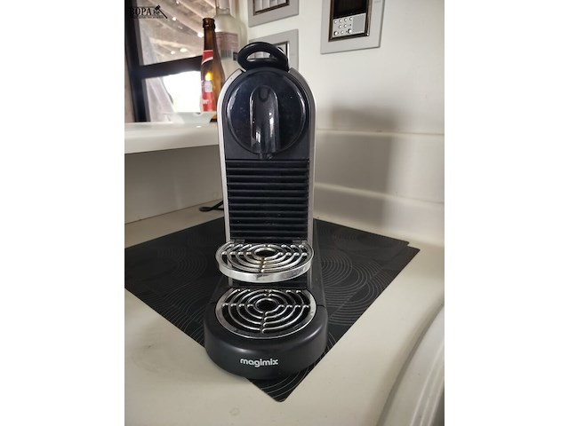 Lot 18 - nespresso magimix koffiezet - afbeelding 3 van  3