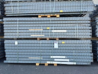Lot 18 - palletstelling met 14 staanders - afbeelding 1 van  4