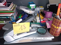 Lot 18 - partij kantoormateriaal