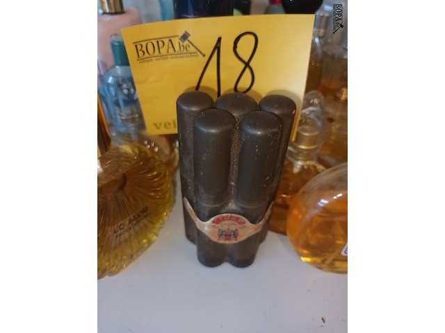 Lot 18 - partij parfumflessen. aangebroken. 35 stuks - afbeelding 4 van  5