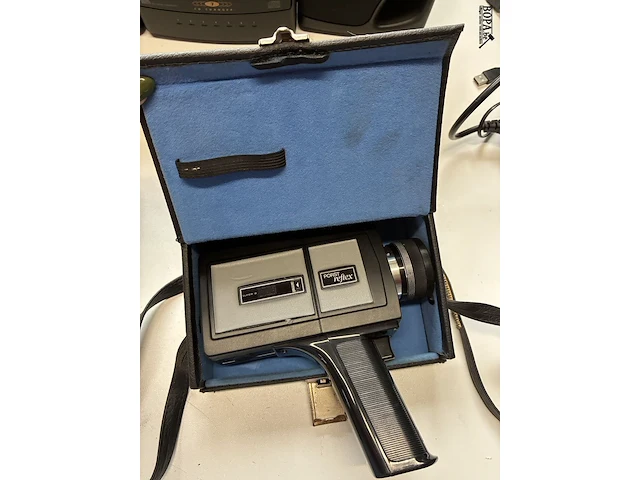 Lot 18 - porst reflex super 8 filmcamera - afbeelding 3 van  4