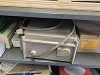 Lot 18 - werf zekeringskast 2 stuks en nieuwe kabelkast