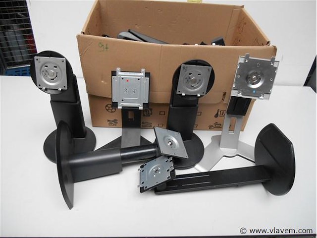 Lot 18 pc scherm voeten - afbeelding 1 van  2