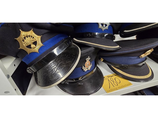 Lot 180 - nederland 8 kepies - afbeelding 2 van  6