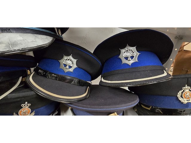 Lot 180 - nederland 8 kepies - afbeelding 4 van  6