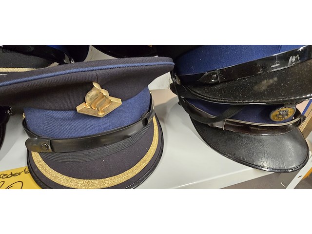 Lot 180 - nederland 8 kepies - afbeelding 5 van  6