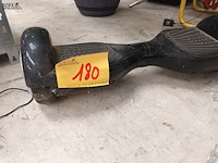Lot 180 - rgnic hooverboard, zonder lader - afbeelding 2 van  4