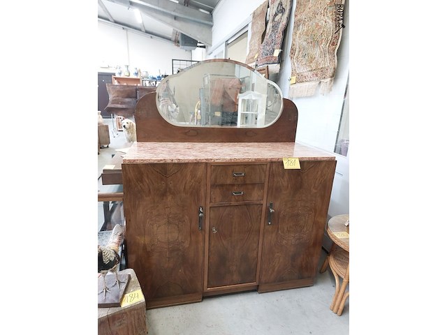 Lot 181 - antieke kaptafel met spiegel en marmer - afbeelding 1 van  3