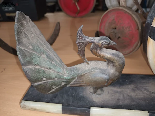 Lot 181 - art deco schouwstuk - afbeelding 2 van  3
