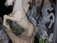 Lot 181 - beeldjes paarden. 25 stuks - afbeelding 4 van  5