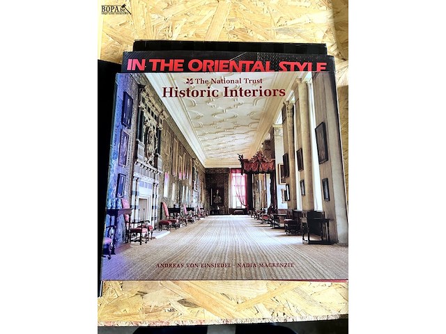 Lot 181 - celtic -classic rooms -historicn interiors -in the oriental - afbeelding 4 van  6