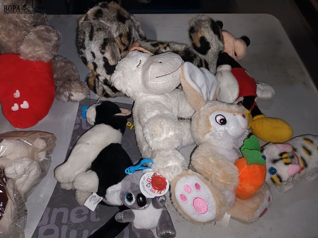 Lot 181 - knuffeldieren. 22 stuks - afbeelding 4 van  4