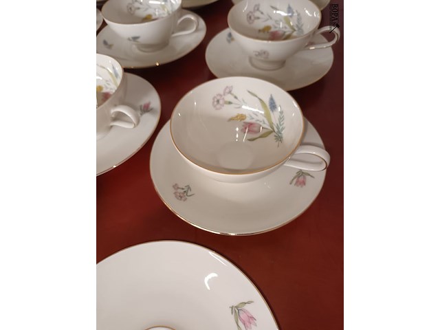 Lot 181 - koffieservies bavaria. 24 stuks - afbeelding 4 van  4