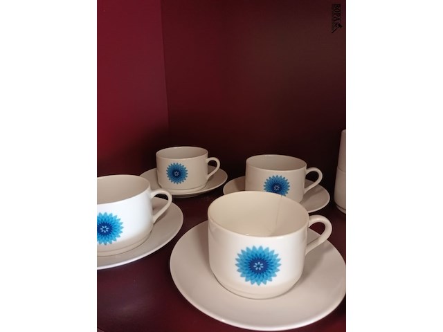 Lot 181 - koffieservies eschenbach. 24 stuks - afbeelding 2 van  5