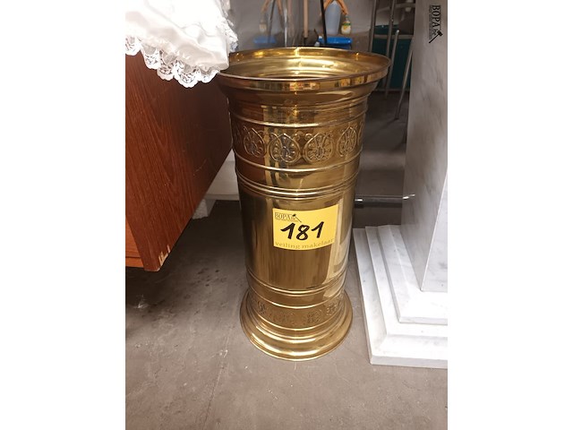 Lot 181 - paraplubak in koper - afbeelding 1 van  3