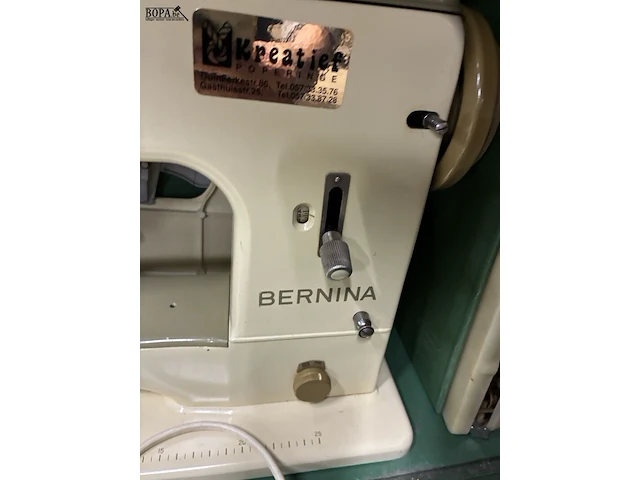 Lot 181 - retro naaimachine bernina - afbeelding 2 van  2