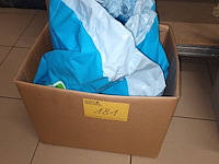 Lot 181 - zwembad - afbeelding 1 van  3