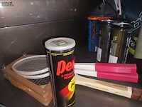 Lot 182 - ballen en rackets. 15 stuks - afbeelding 4 van  5