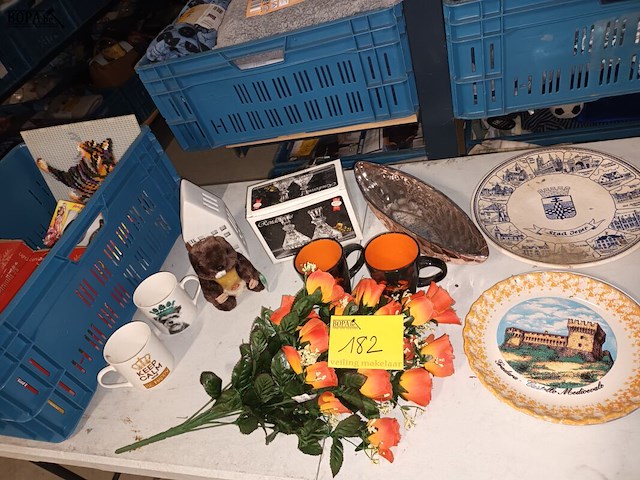 Lot 182 - decoratie. 20 stuks - afbeelding 1 van  5