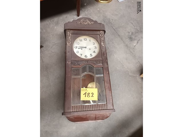 Lot 182 - muurklok - afbeelding 1 van  4