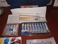 Lot 182 - schildersmateriaal - afbeelding 3 van  4