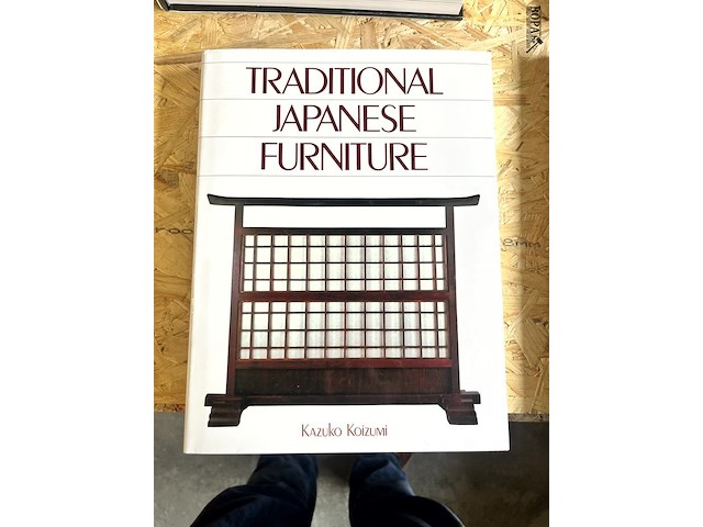 Lot 182 - traditional japanese furniture - afbeelding 1 van  7