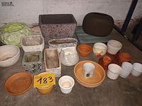 Lot 183 - bloempotten. 30 stuks - afbeelding 3 van  3