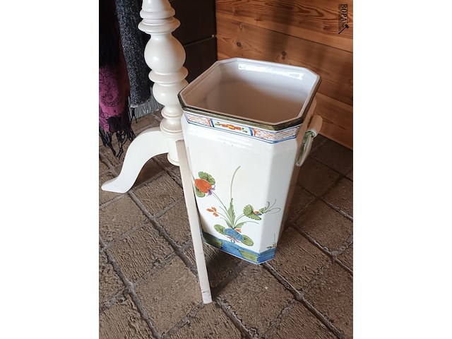 Lot 183 - kapstok en paraplubak - afbeelding 2 van  3