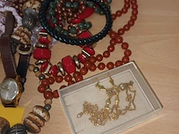 Lot 183 - lot fantasie juwelen - afbeelding 3 van  4