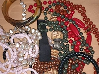Lot 183 - lot fantasie juwelen - afbeelding 4 van  4