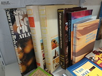 Lot 183 - reisboeken. 12 stuks - afbeelding 2 van  4