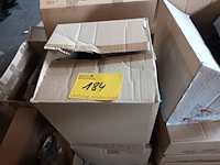 Lot 184 - lot montagemateriaal voor meubels - afbeelding 2 van  7