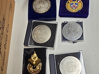 Lot 184 - medailles 8 stuks - afbeelding 1 van  6