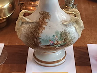 Lot 184 - siervaas met ramskoppen - afbeelding 1 van  4