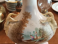 Lot 184 - siervaas met ramskoppen - afbeelding 2 van  4