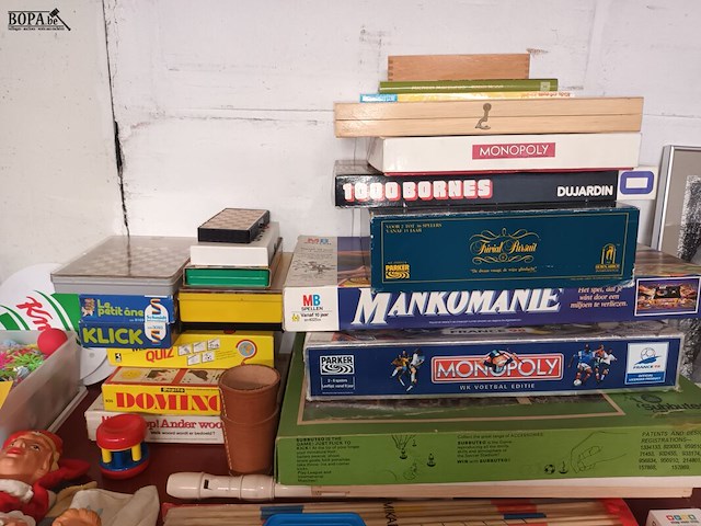 Lot 184 - speelgoed en gezelschapsspelen. 53 stuks - afbeelding 3 van  7