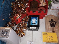 Lot 185 - decoratie en tafelgerei. 22 stuks - afbeelding 3 van  5