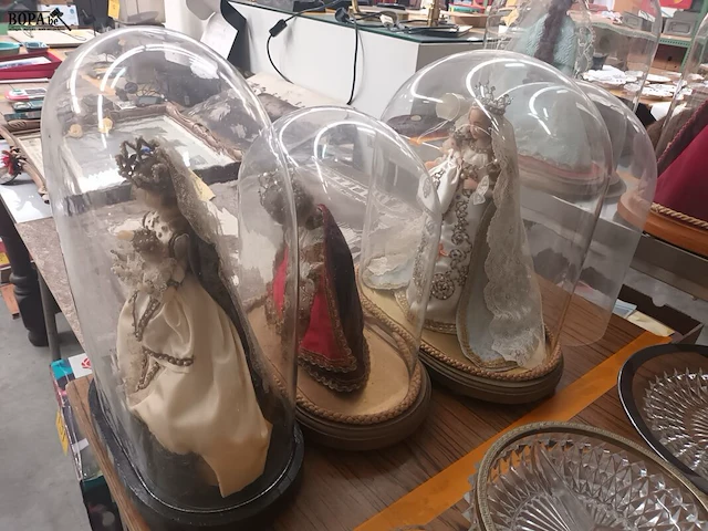 Lot 185 - globes. 4 stuks - afbeelding 4 van  4