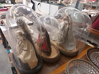 Lot 185 - globes. 4 stuks - afbeelding 4 van  4