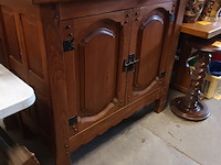 Lot 185 - kast met 2 deuren - afbeelding 3 van  5