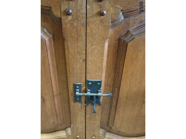 Lot 185 - kast met 2 deuren - afbeelding 4 van  5