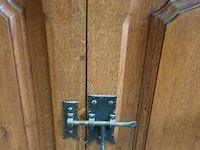 Lot 185 - kast met 2 deuren - afbeelding 4 van  5