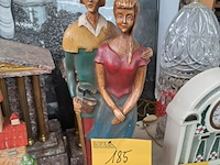 Lot 185 - vintage beeld in hout tijl uilenspiegel en nele - afbeelding 1 van  1