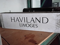 Lot 185 - vintage lichtbakken display haviland limoges - saint louis k - afbeelding 3 van  3